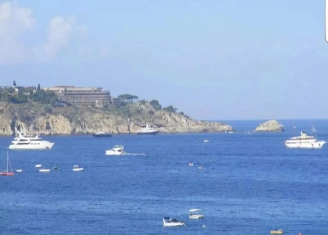 Appartamento Janeta Panoramic Loft Giardini Naxos Italia